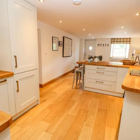 Wayside Farm * Richmond